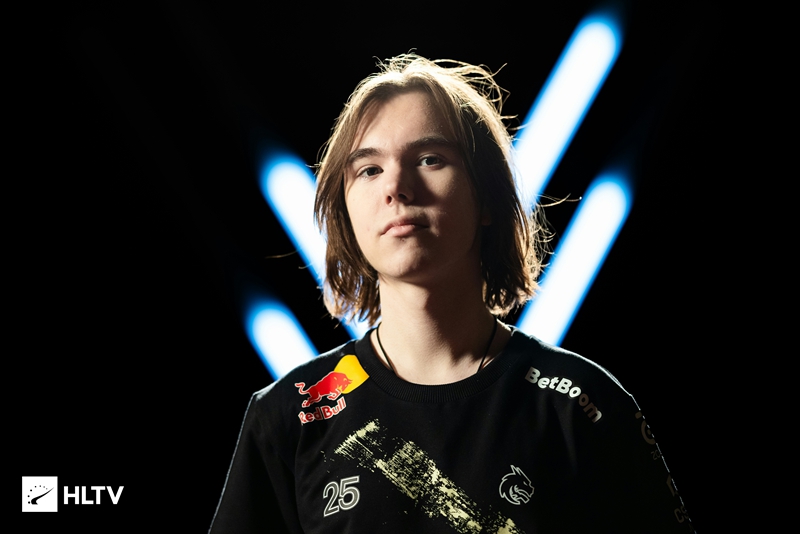 足球行业的 足球行业的