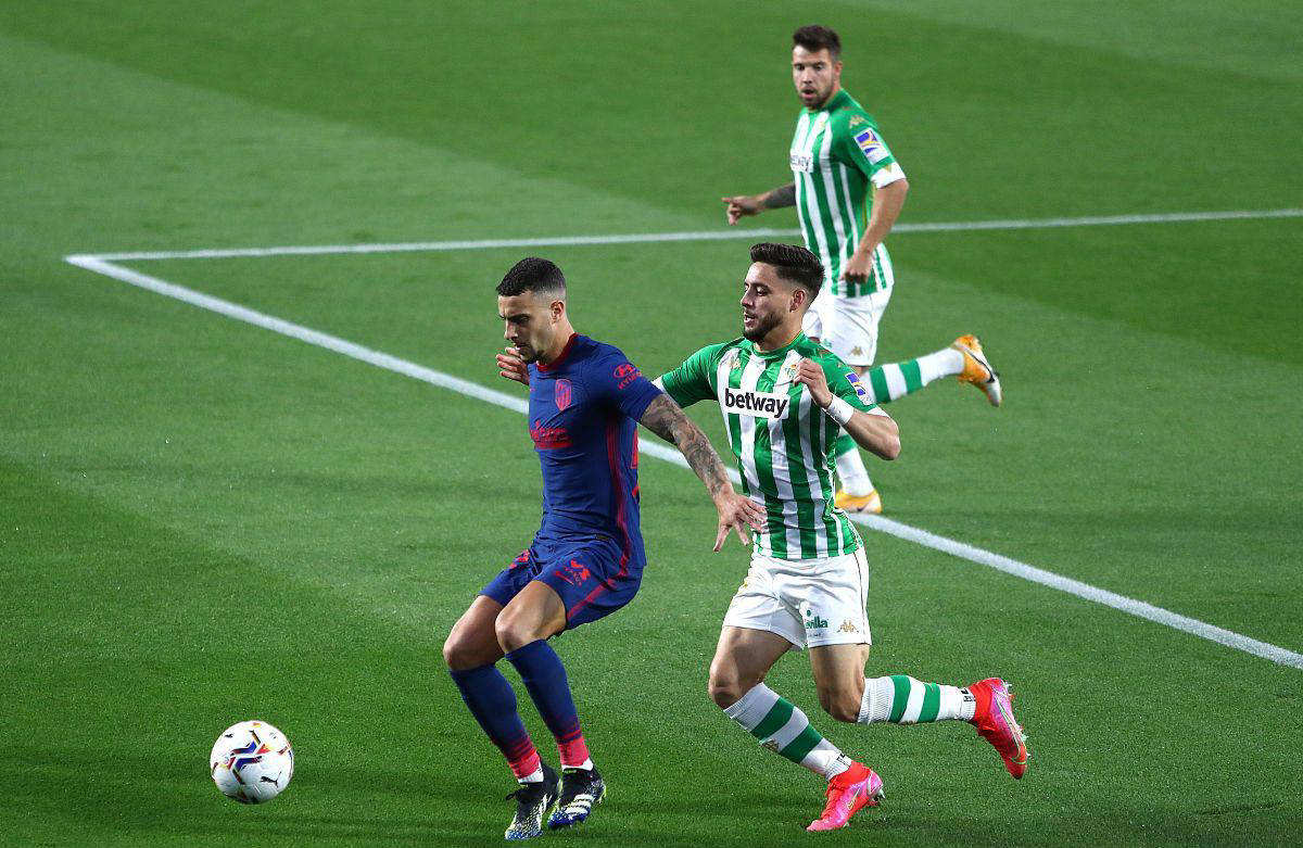 谁就更接近 谁就更接近