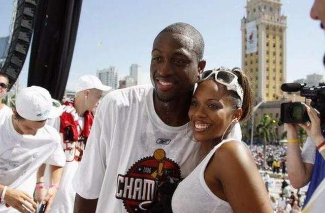 棚是否在八 棚是否在八